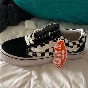 Women’s vans size 8.5